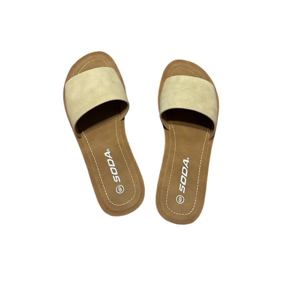Women’s slip on sandals